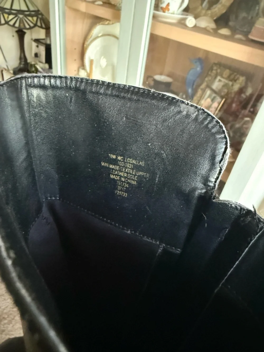 10W Liz Claiborne Black Over-the-Knee Leather Boots with Buckle Detail